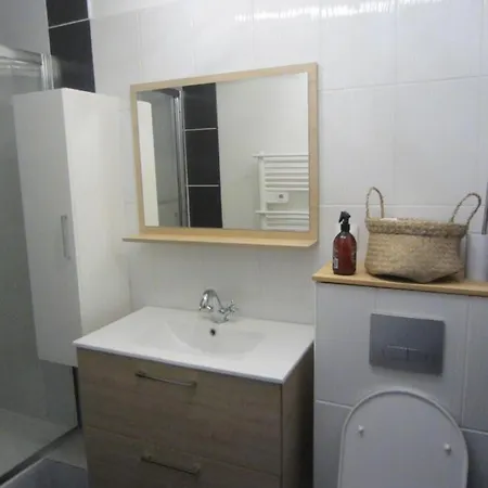 Apartment Studio Hyper Centre Avec Terrasse A 1 Rue De La Plage Et2 Dieppe